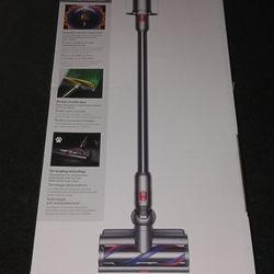 Dyson V15 (New In Box Never Opened Or Used) 