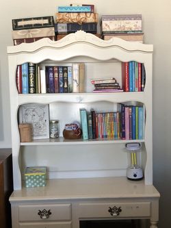 Beautiful Bookshelf/Desk