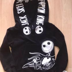 NEW !!  Kids Size 4/5 Jack Skellington Sweater Hoodie