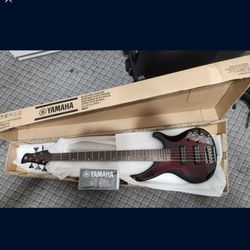 Yamaha TRBX605FM 5-String Bass Dark Red Burst