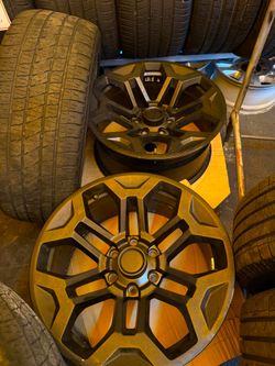 4 Used Rim size 20x9 bolt pattern 6x139 fit Ram 1500, Tacoma and more
