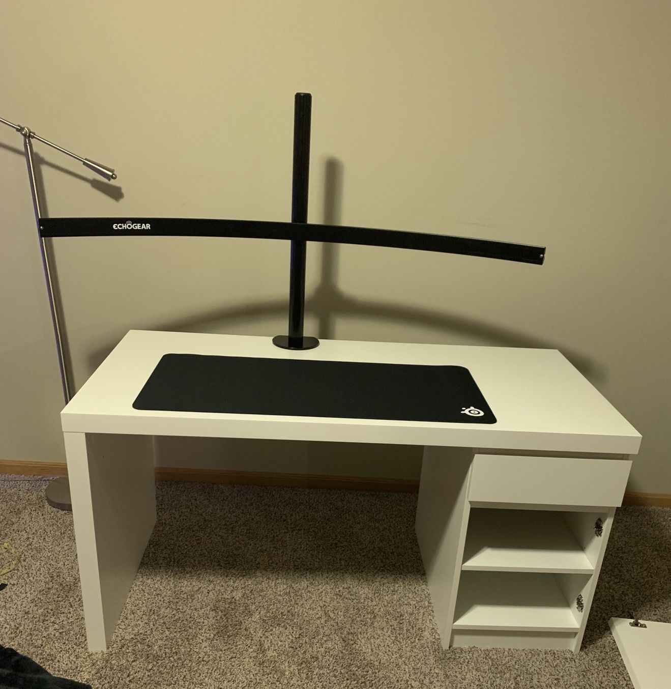 Echogear Triple Monitor Mounting Arm
