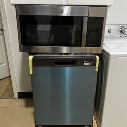 Ge Dishwasher And Microwave Combo New 