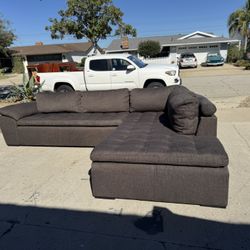 2pc Grey Sectional Couch FREE OC DELIVERY