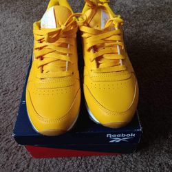 🌼 Yellow Reebok Classic 🌼