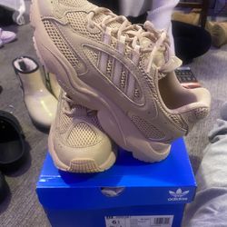 Adidas Brand New Size 6y