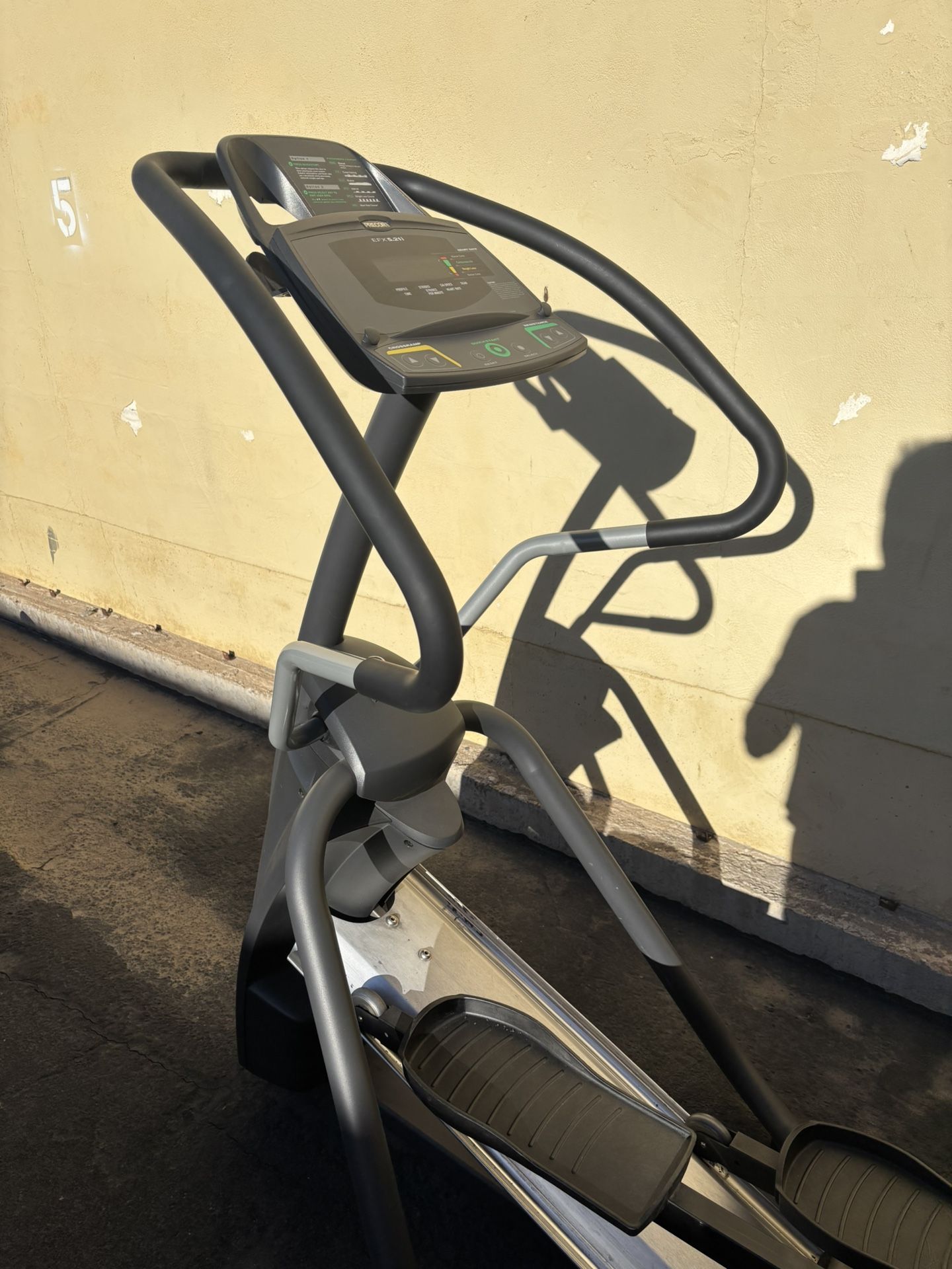 Elliptical Exercise Machine