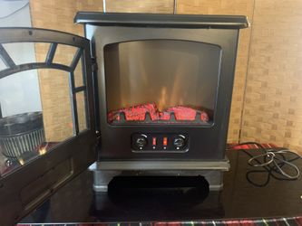 Crofton Electric Fireplace Heater for Sale in College Park, GA - OfferUp