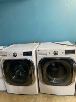 Big set LG washer and electric dryer