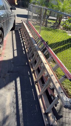 Latter 32 feet