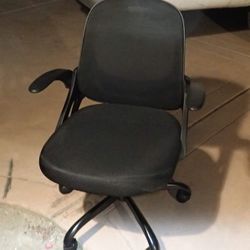 Office Chair Black Mesh Flip-up Arms 