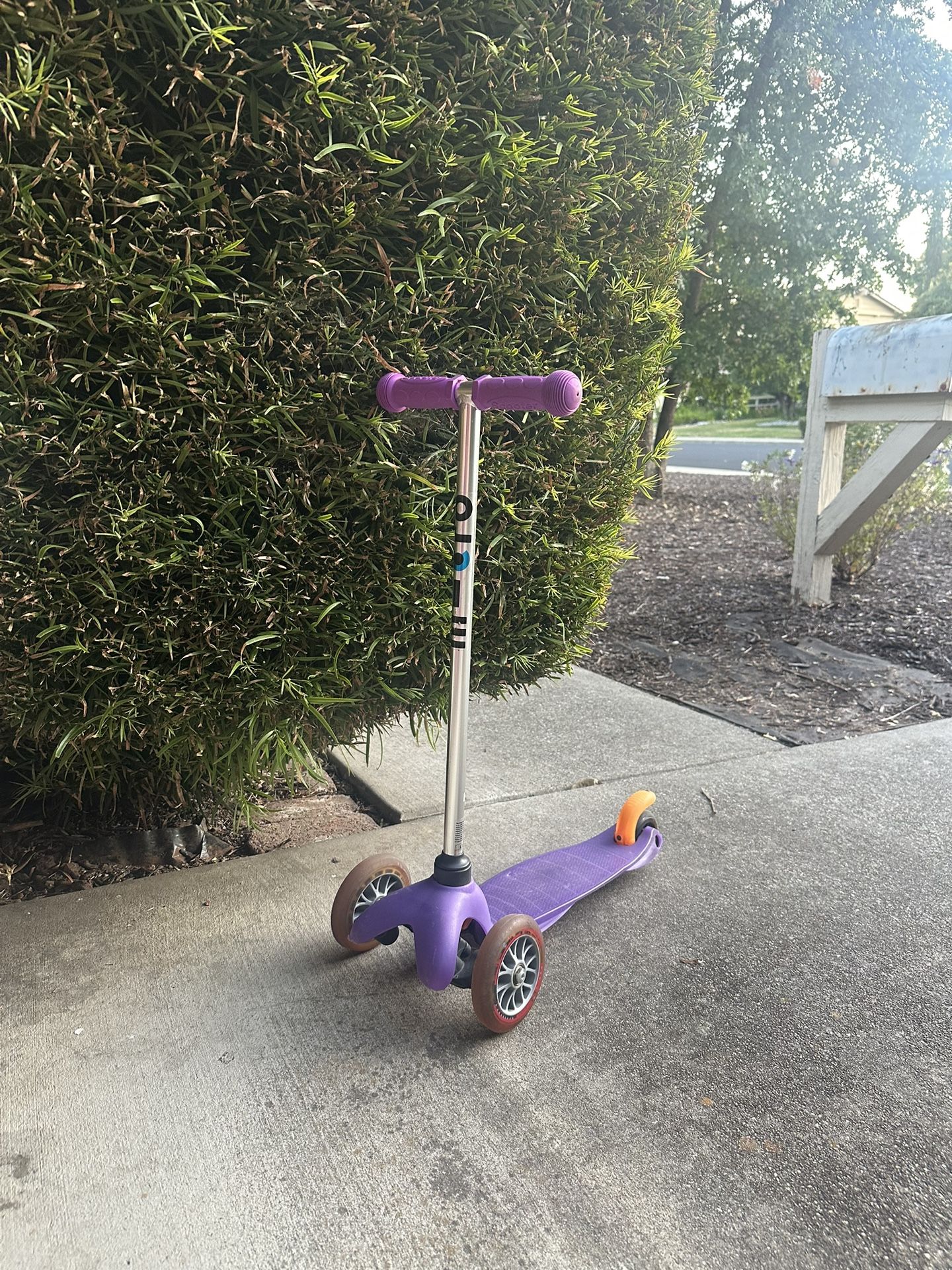 Micro 3-wheel Kids Scooter