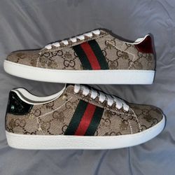 Gucci Women Shoes 