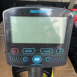 NOVORIK Professional Metal Detector