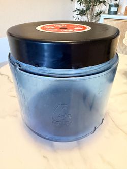 BearVault BV450 Jaunt Bear Canister + New CTUG Bear Can Key | Excellent Condition