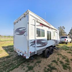 camper toyhauler travel trailer GREAT SHAPE
