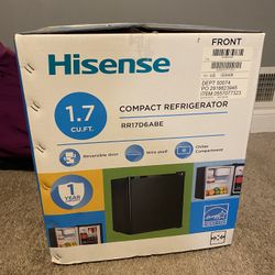 Hisense Mini Fridge With Freezer 