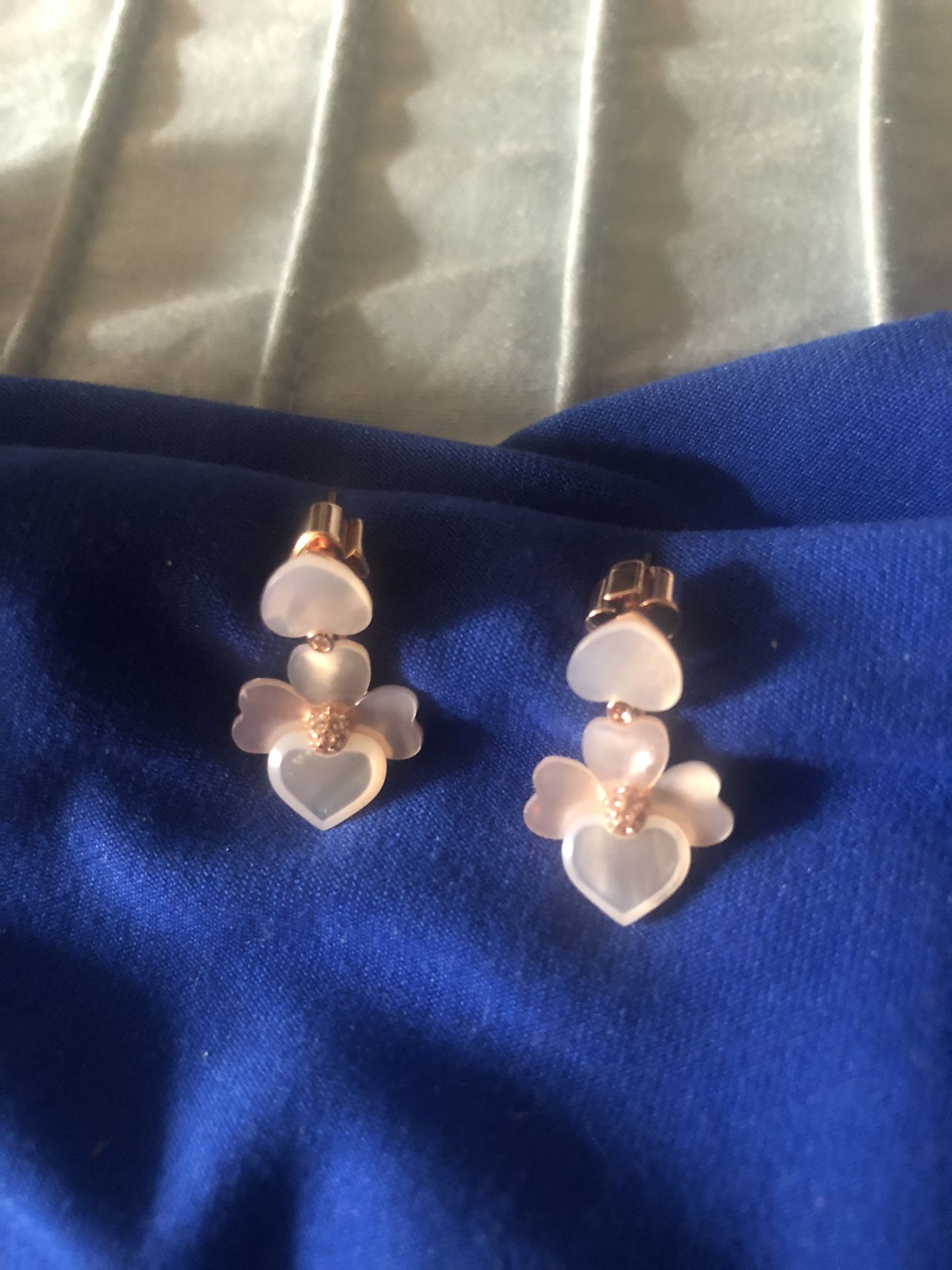 Brand New Kate Spade Precious Pansy Drop Earrings