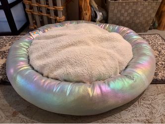 New with tag dog bed!