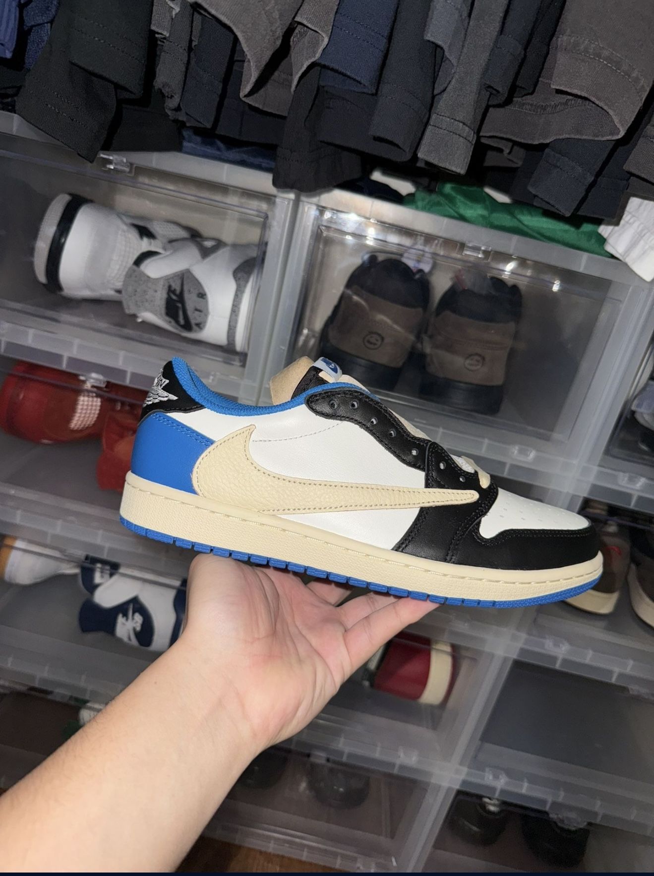 Jordan 1 Retro Low OG SP 'Fragment x Travis Scott'
