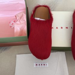 Marni Slides
