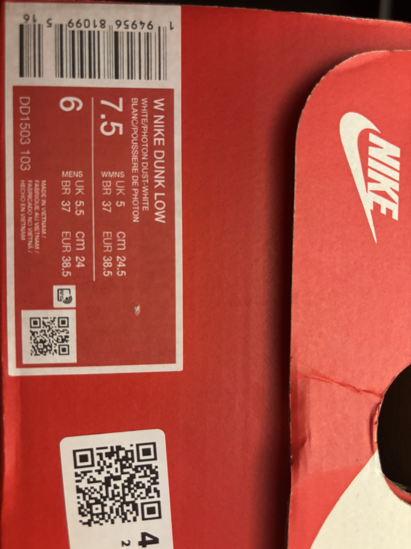 women’s grey nike dunk low 