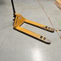 Uline Pallet Truck