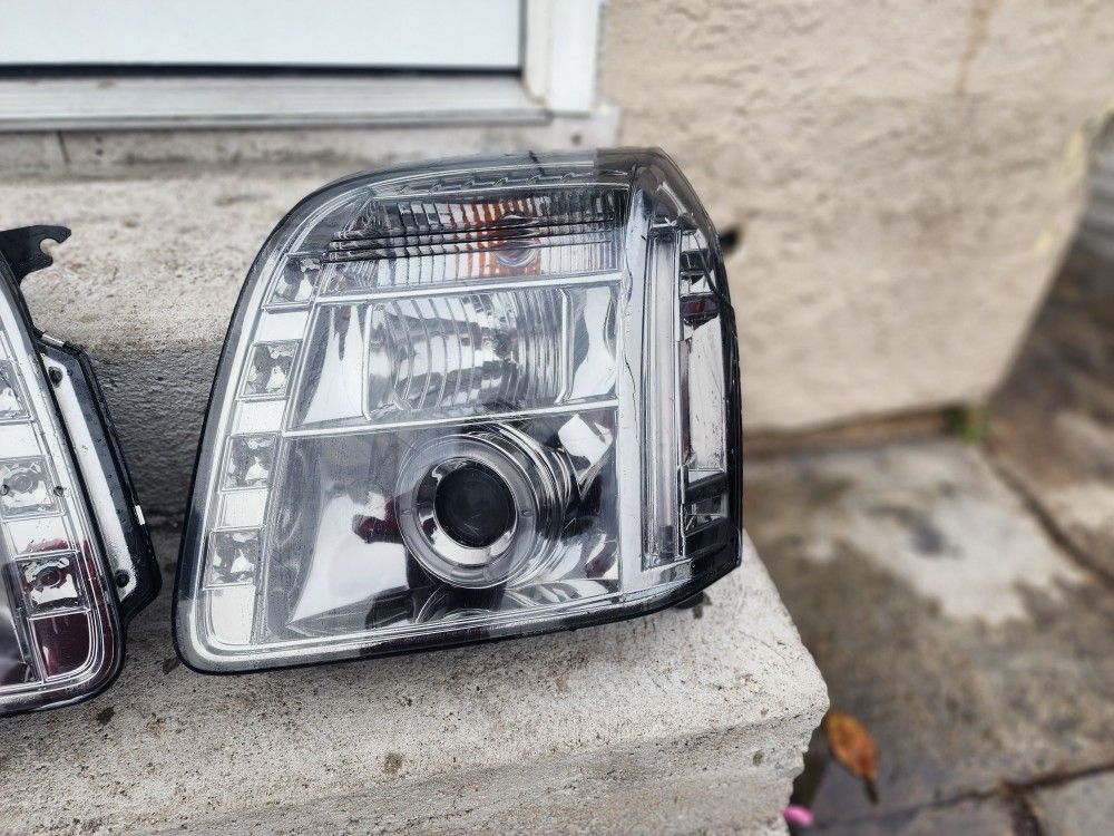 Yukon 2007 Headlights 