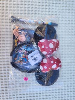 Minnie mouse headband and stuff