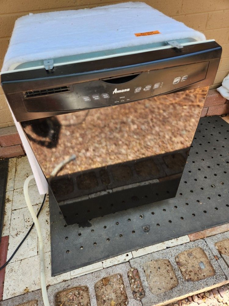 Amana Dishwasher