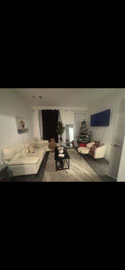 Mint condition Living room set!!!