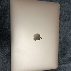 MacBook Air (Gold/Rose Gold Mix)