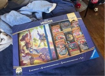 Disney Lorcana Best Buddies Bundle Costco Exclusive Wilds Unknown Sealed In Hand