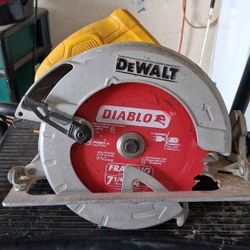 Dewalt Saw
