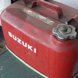 Suzuki  Vintage Gas Container