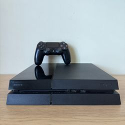PS4 Console
