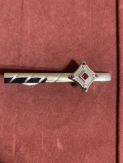Tie clip faux ruby