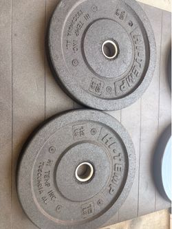 Pair of 15 pounds Ho-temp bumper plates in good condition