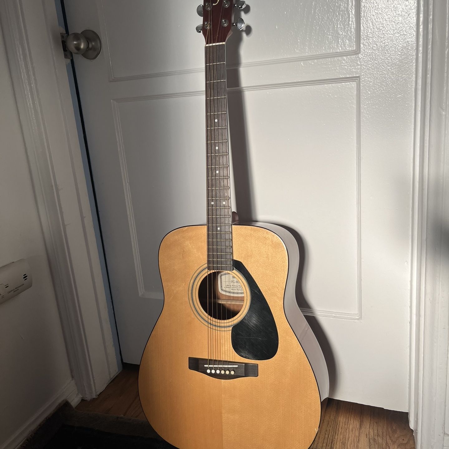 Yamaha Acoustic Guitar FG-403s