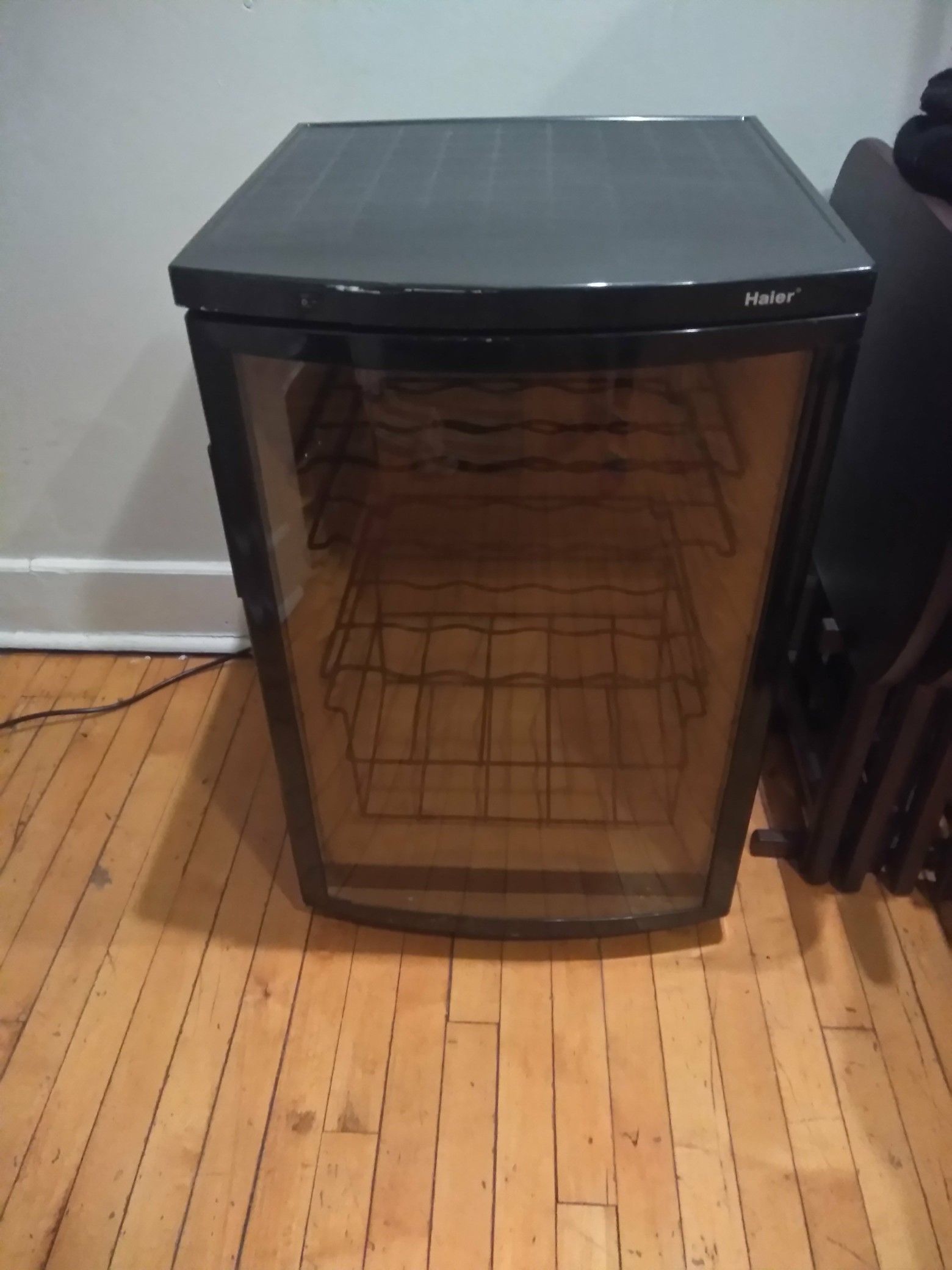 Haier Mini refrigerator