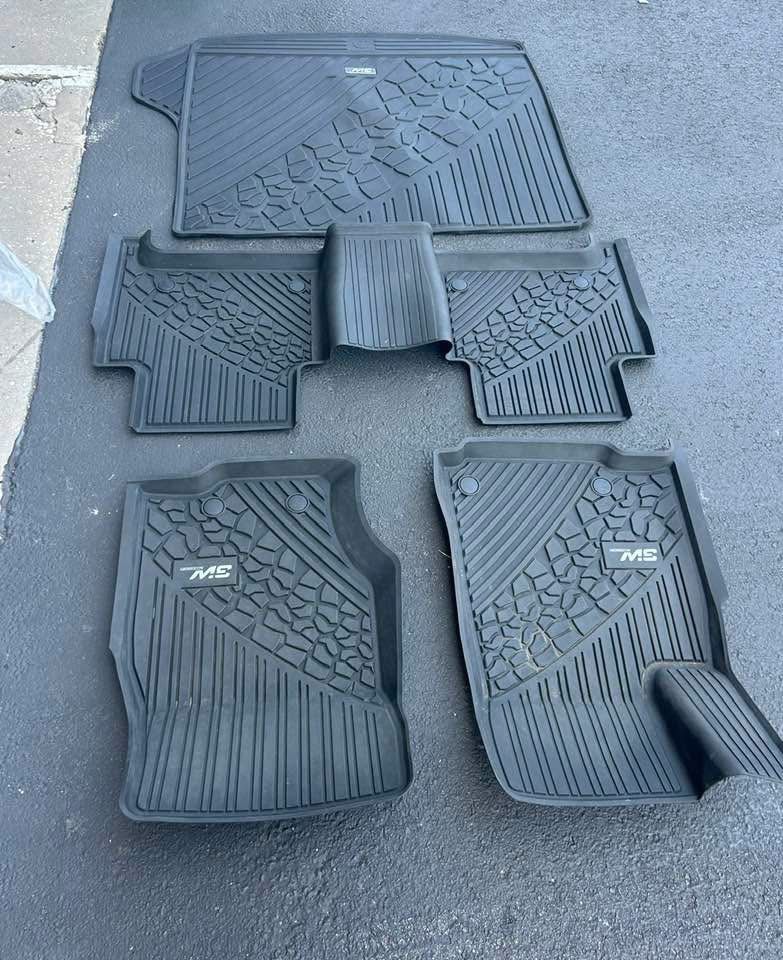 Jeep Grand Cherokee Weather Resistant Mats