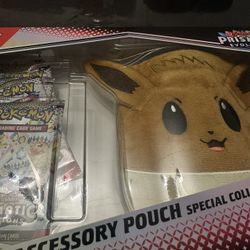 Prismatic Evolution Eevee Pouch 