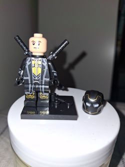 LEGO Minifigure with Accessories