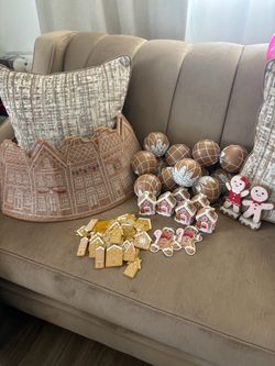 Gingerbread Christmas Ornament Collection