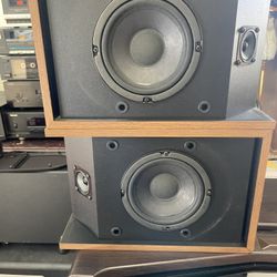 Vintage Bose 2.2 series 2 direct reflecting bookshelf speakers