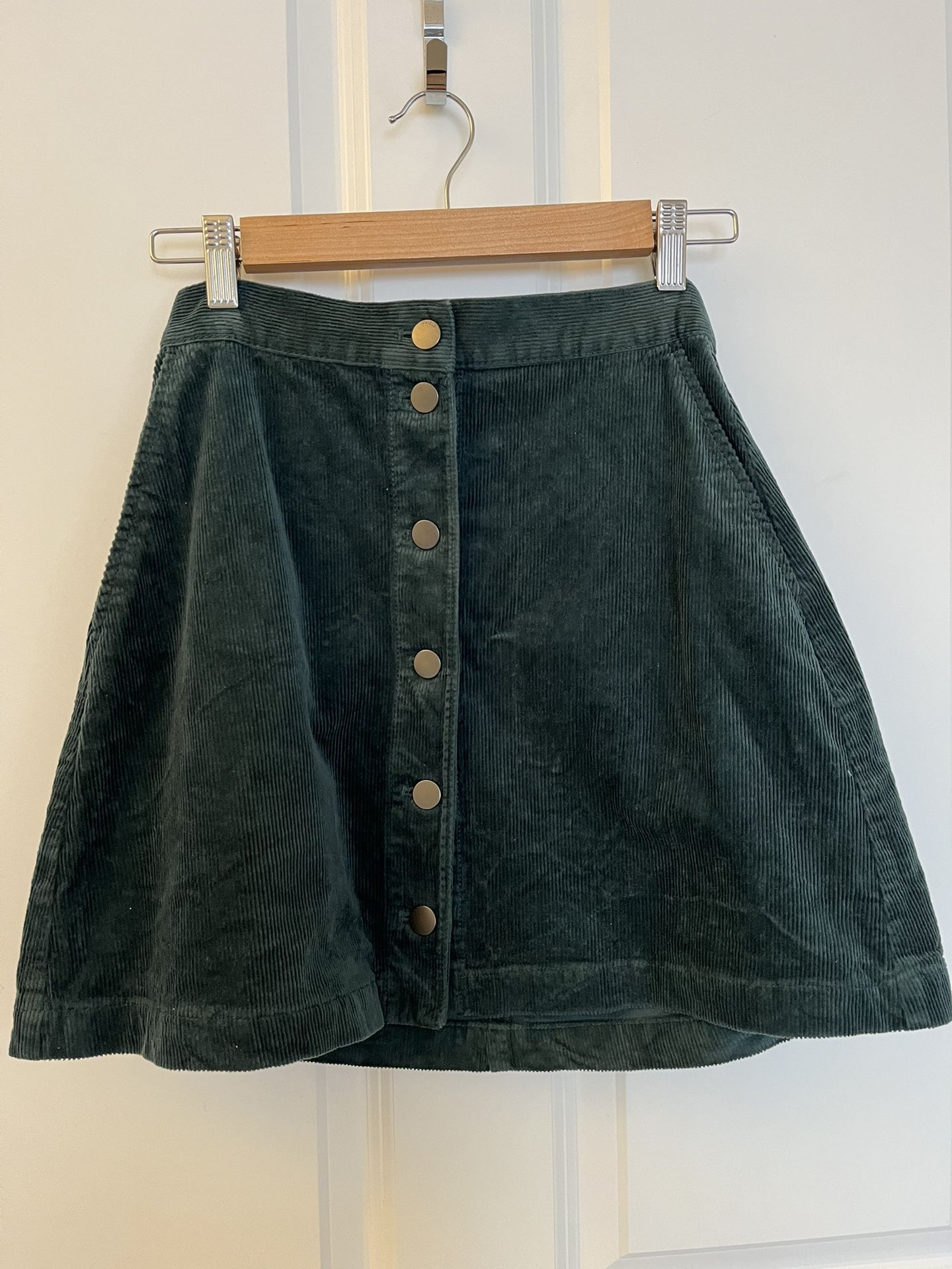 Uniqlo corduroy mini skirt size 0