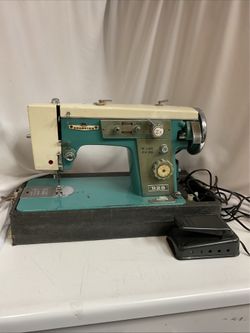 Vintage 1950s Champion Sewing Machine