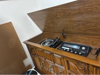 Vintage Sylvania Record Player w/ 8 Track
