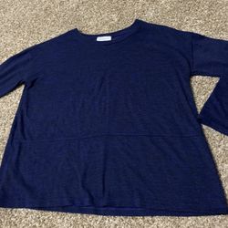 Beautiful Navy Blue Sweater Size Medium 