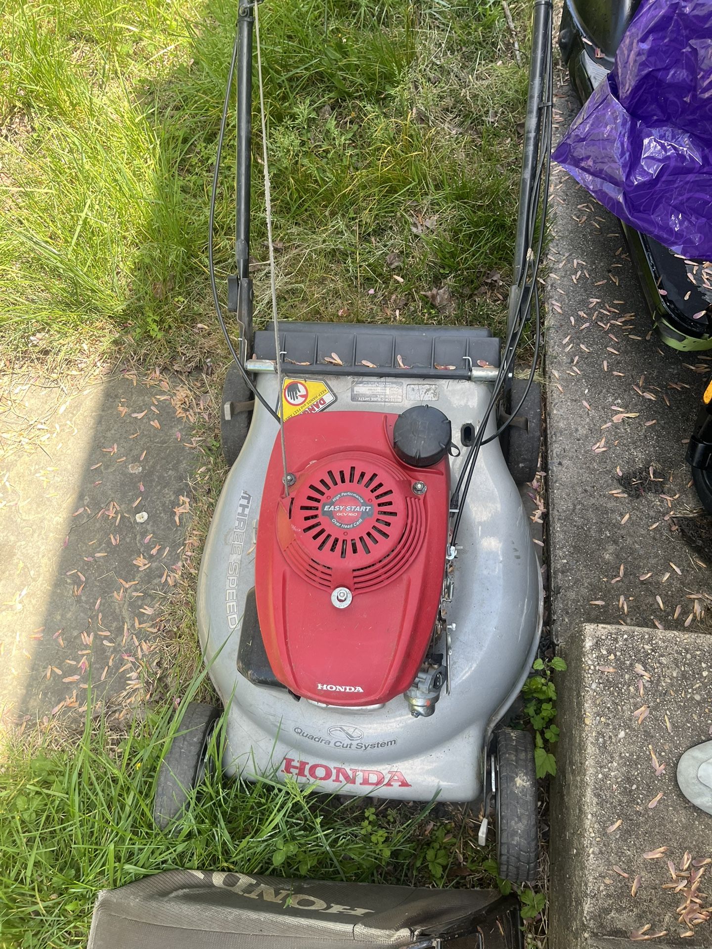 Honda Three Speed Self-Propelled Lawnmower